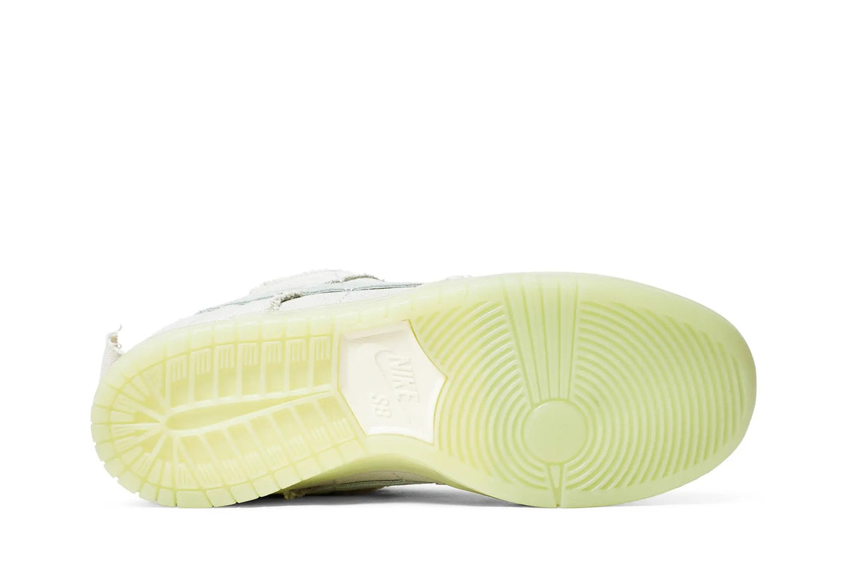 Nike SB Dunk Low "Mummy"