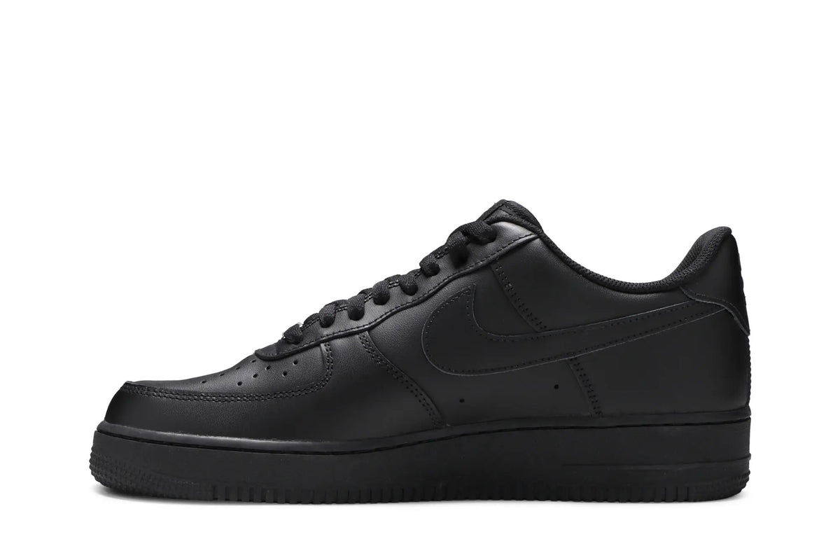 Nike Air Force 1 Low "Triple Black"