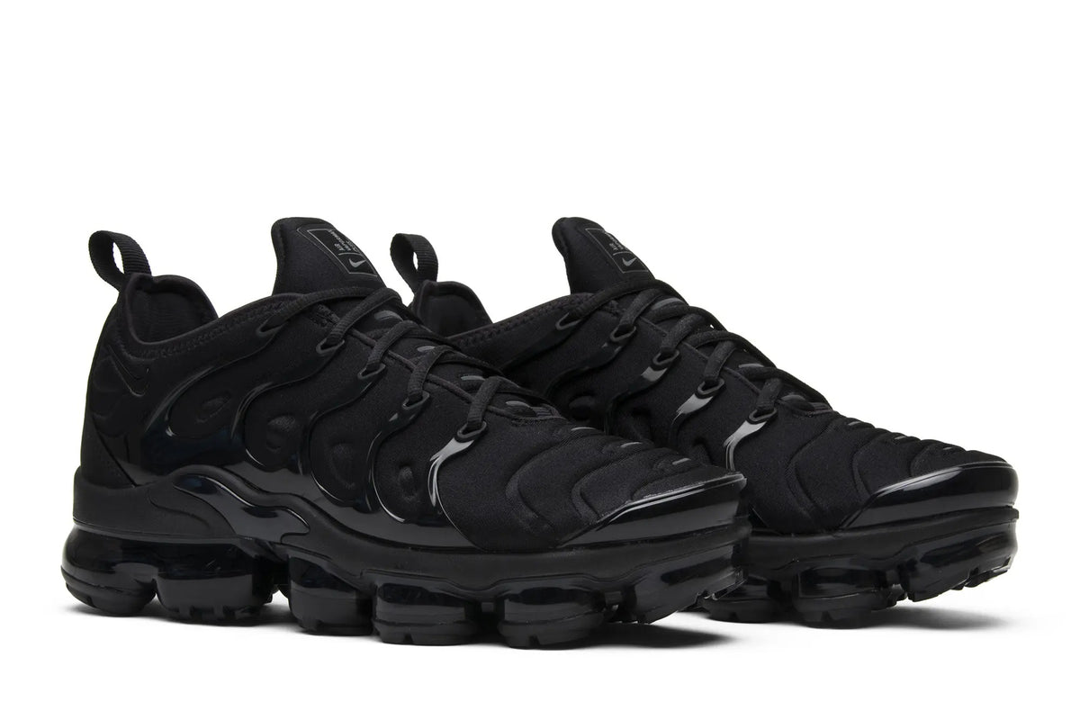 Nike Air Vapormax Plus "Triple Black"